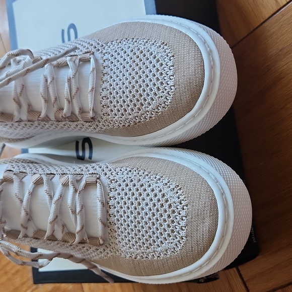 J Slides NYC white/nude Duchess lace-up knitted sneakers - Picture 2 of 14